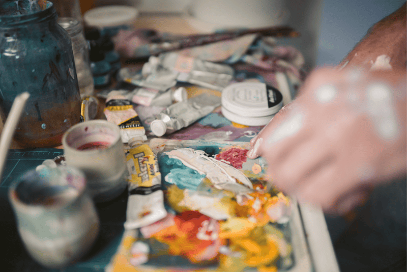 Beginners black and white oil painting workshop