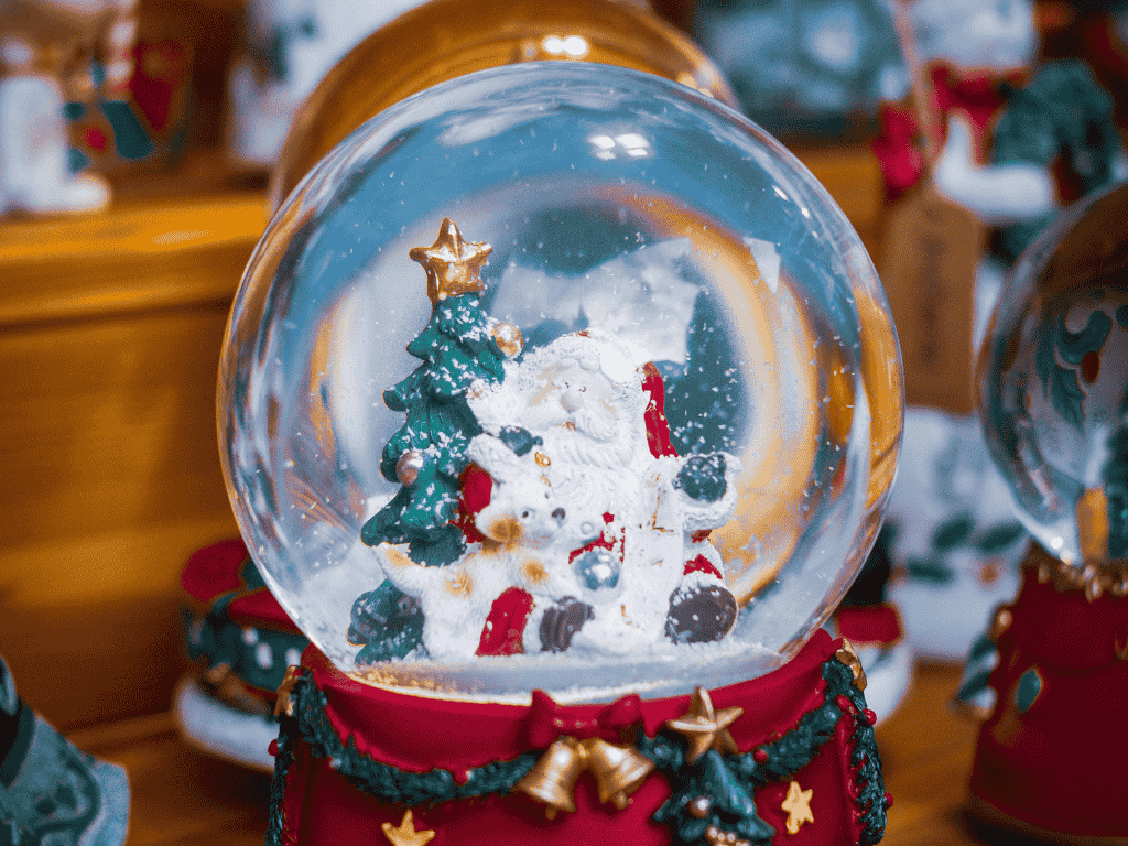 Hobby Hive: Handmade snow globes