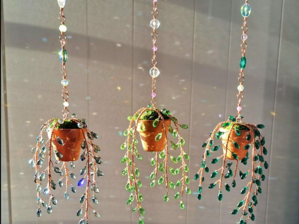 Hobby Hive - Bead and wire plants