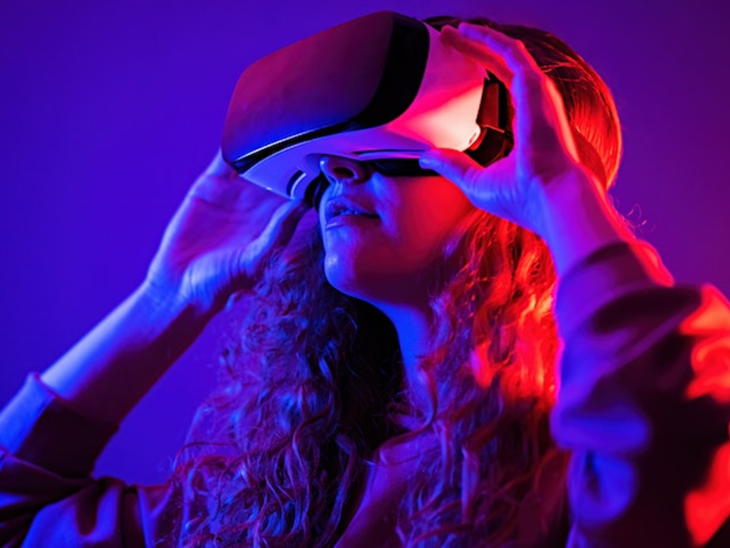 Virtual Reality drop-in