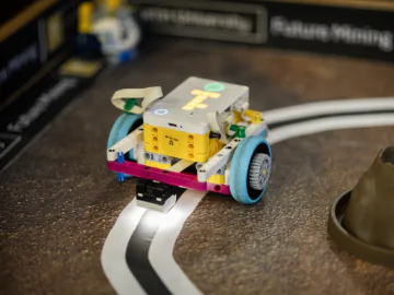 A little robot made from lego