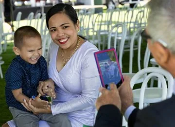 Seventy-three new citizens were welcomed.