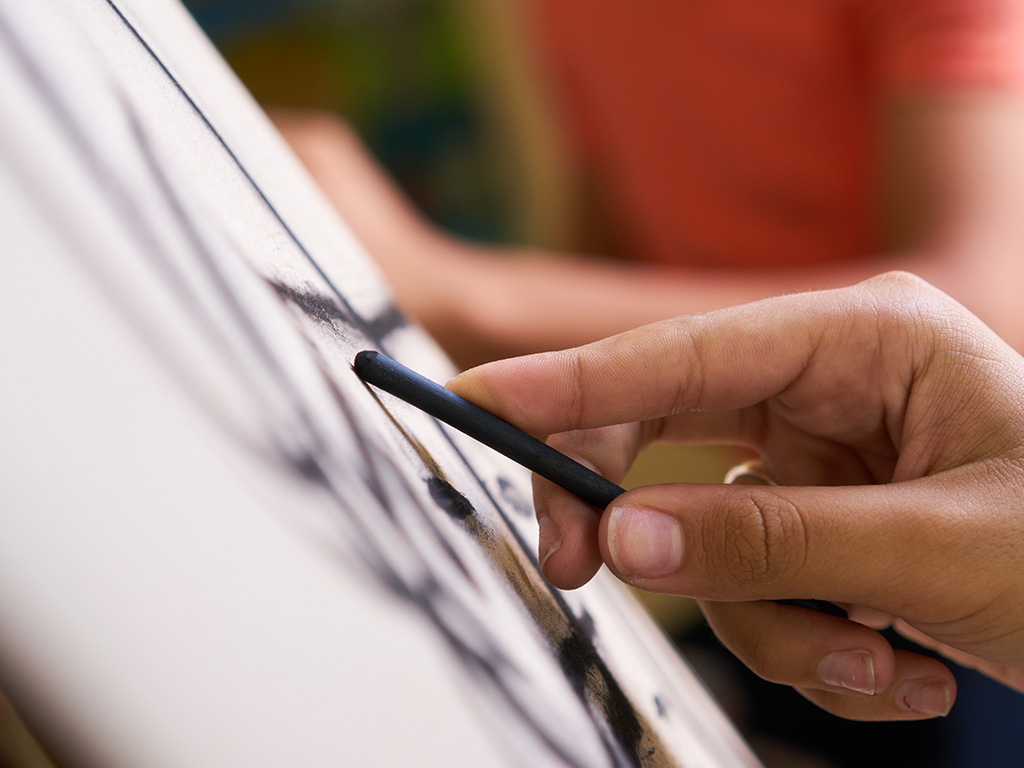 Workshop: Charcoal Portraiture | Rachelle Dusting