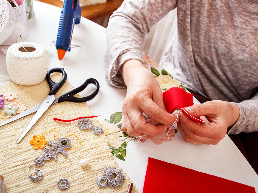 Sip, Snip and Stitch