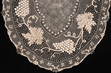 Orvieto crochet lace
