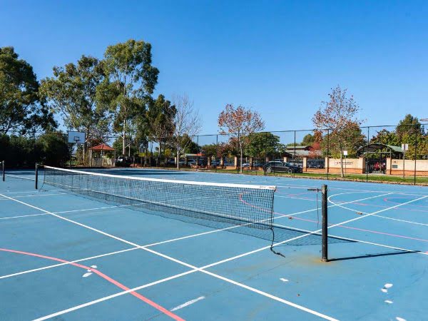 Woodlake Tennis Court