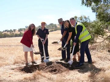 City of Swan staff shovelling sod in Shady Hills